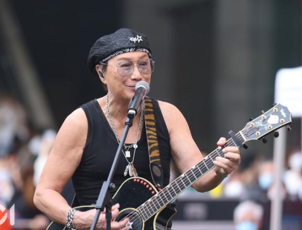 许冠杰生肖属相（许冠杰生肖属相是什么）