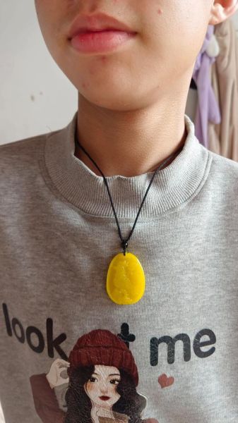 属相鸡需佩戴什么生肖（属鸡戴什么生肖饰品最旺）