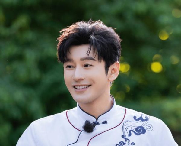 黄晓明的生肖属相（黄晓明属什么生肖一目了然）