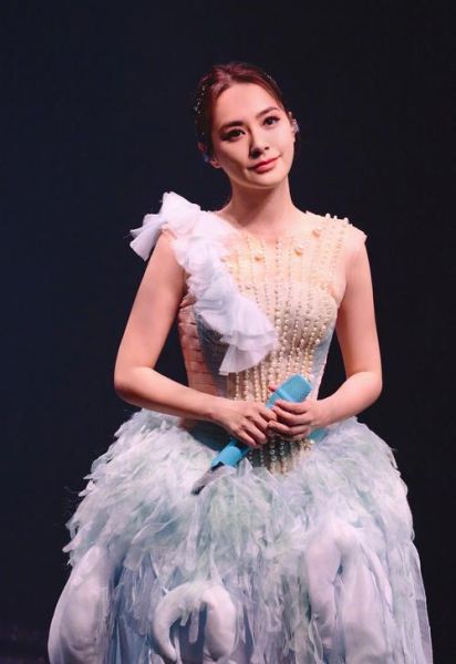 钟欣桐属什么生肖属相