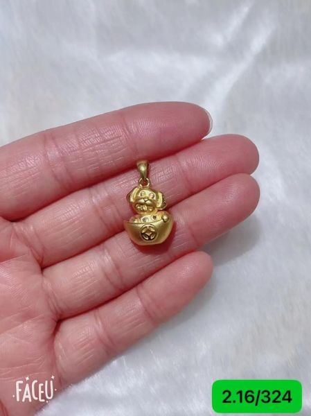 属相黄金吊坠 生肖（2024最火属相黄金吊坠挑选攻略）