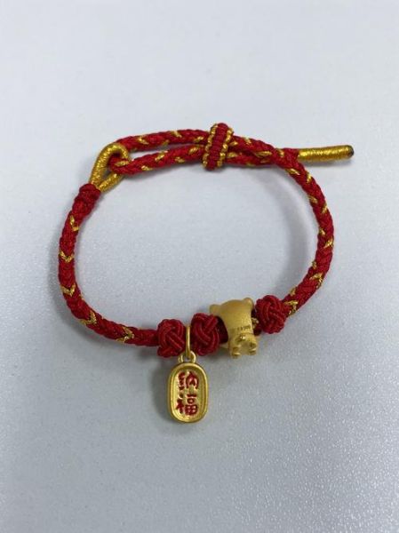 黄金生肖属相手链（黄金生肖属相手链怎么选才最旺财运）