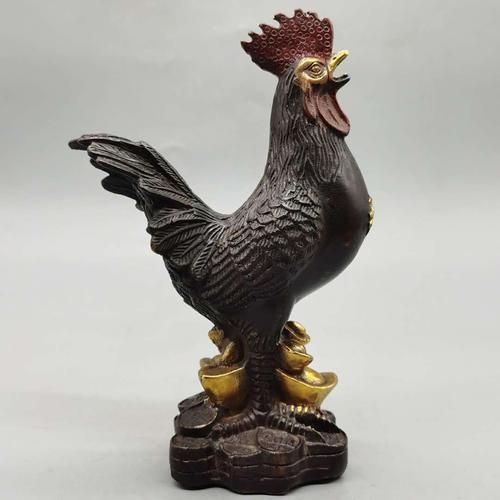 生肖属相公鸡摆件（公鸡摆件风水摆放有哪些讲究）