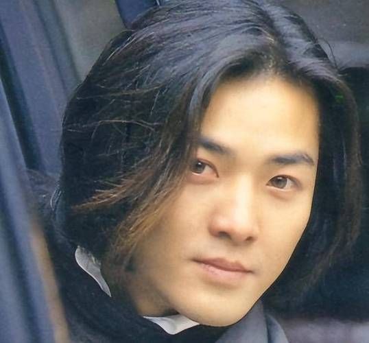 郑伊健属相是什么生肖（郑伊健属什么生肖）