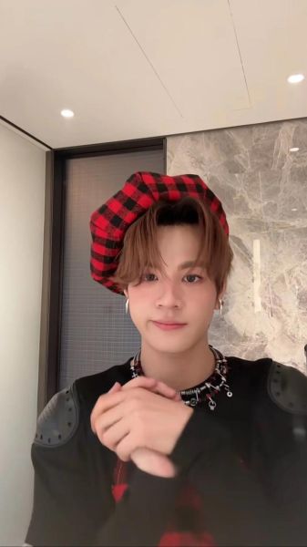 石凯什么生肖属相（石凯生肖属相是什么？90后粉丝都在问）