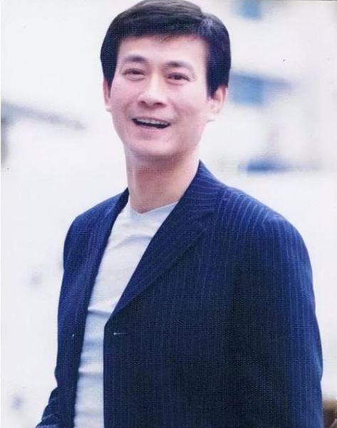 郑少秋属什么生肖属相