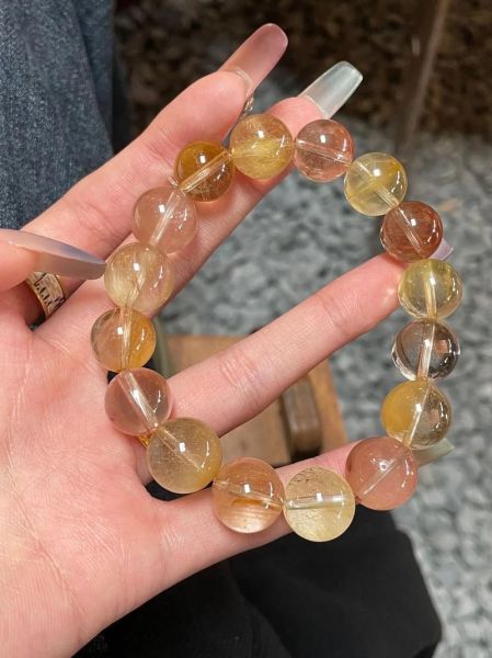 生肖属相水晶饰品（兔年生肖水晶手链如何选）