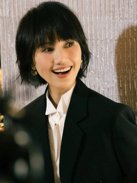 袁泉几岁属什么生肖属相（袁泉属什么生肖？完整属相解析）