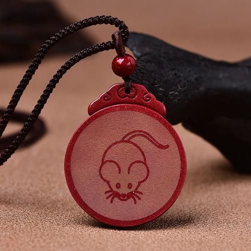 生肖属相平安挂饰（生肖属相平安挂饰怎么选才旺）