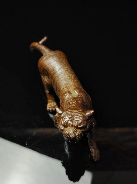 铜件属相生肖图片（铜件属虎生肖图片鉴赏入门）