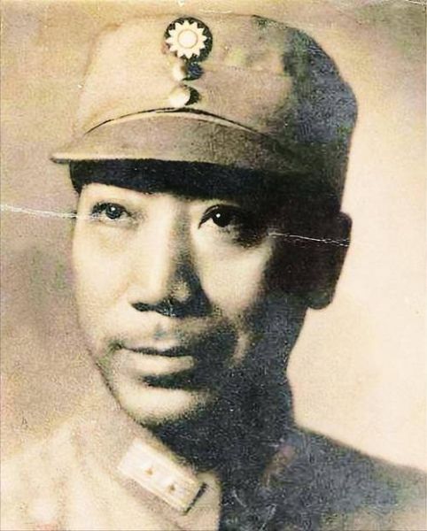 戴笠什么生肖属相啊女（戴笠是什么生肖属相女生版揭秘）