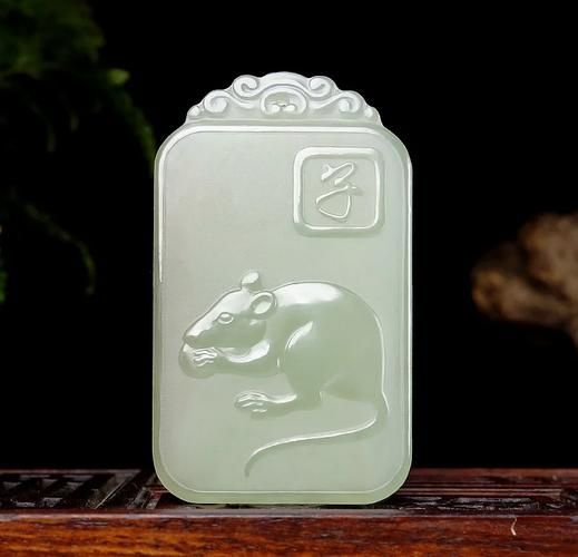 属相生肖观音（属鼠的人戴什么观音吊坠最旺）