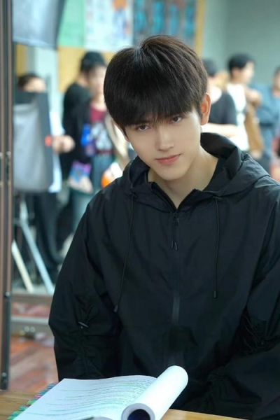 陈飞宇属什么生肖属相（陈飞宇属什么生肖）